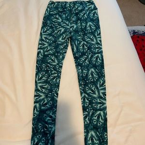 Lularoe Wolf Leggings